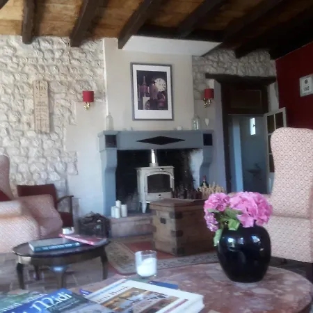 Oda ve Kahvaltı Chez Tuffin Salles-Lavalette
